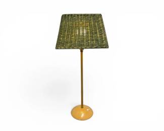 75 EnamelTableLampwGreenWickerShade