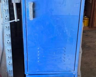 Small lockers