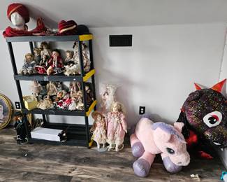 Vintage Dolls, Gothic Dolls, Large Stuffed Animals, Baroque - Rococo - Victorian Picture Frames