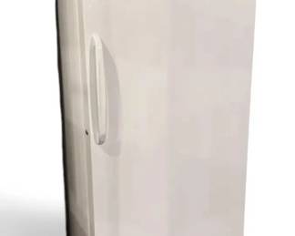Woods Ultra 2 Upright Freezer Model V25NAD