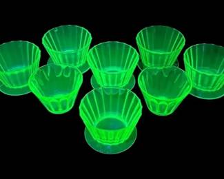 Hazel Atlas Uranium Glass Sherbet Dessert Cups