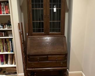 Ethan Allen Royal Charter Oak Secretary Desk