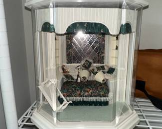 Vintage Dollhouse Canopy Bed Room Display