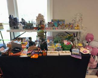 Halloween and Easter Decorations Assortment