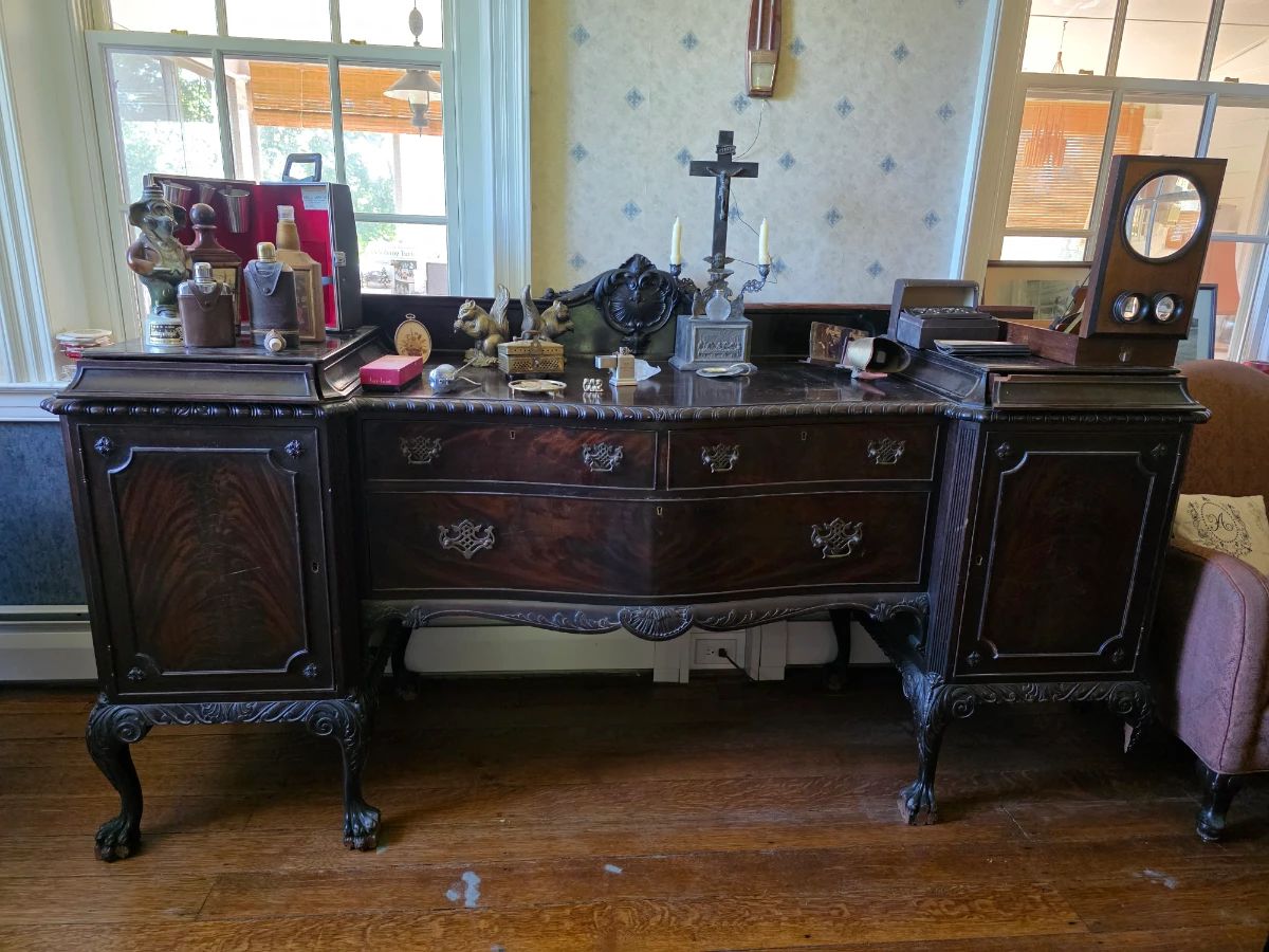 Gorgeous antique claw foot buffet. 