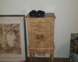 Jewelry chest and art