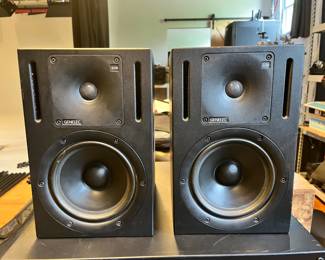 speakers