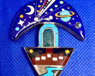 Pendant is two sided