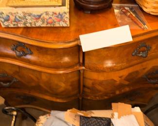 Items Located In The 2nd Bedroom (MASTER)