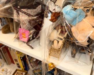 Items Located In The 1st Bedroom