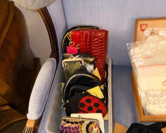 Items Located In The 2nd Bedroom (MASTER)