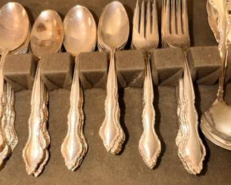 Items Located In The Dining Room