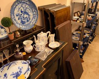 Items Located In The Dining Room