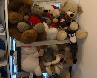 Items Located In The 1st Bedroom