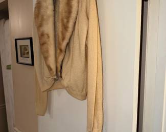 Items Located In The 1st Bedroom