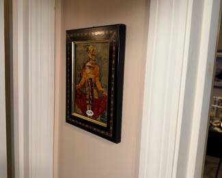 Items Located In The Central Hallway