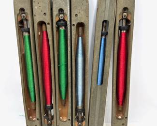 6 Vintage Weaving Shuttles Used In Textile Looms, Box Darning 7 Embroidery Thread & Needle Felting Kit Lot #: 96
