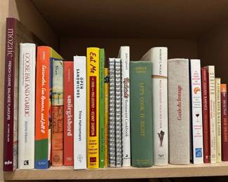 20 Cook Books Lot #: 107