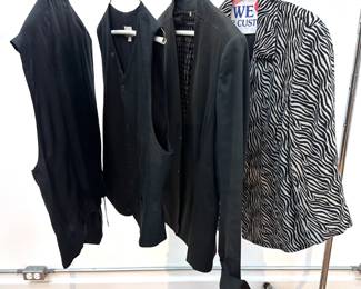 Vintage Blazers & Vests: Elie Tahari, Dana Buchman, Robert Bullock & Felissimo Lot #: 112