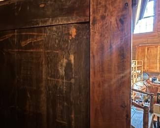 Back corner of hutch