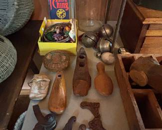 Knick knacks