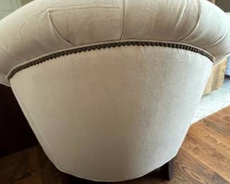 F18 - $125. Tufted Club Chair. Does have some cat claw picks. Measures 35" wide x 36" deep x 32" tall.