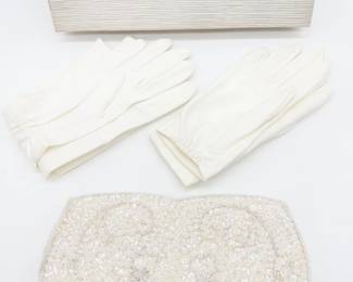 46 VintageBeadedSequinClutchPurseWhiteGlovesRhodesSeattleBox