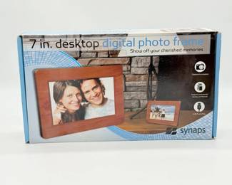 81 2008Synaps7InchDesktopDigitalPhotoFrame