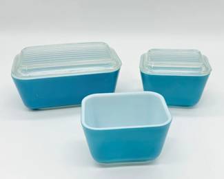 12 VintagePyrexDishes