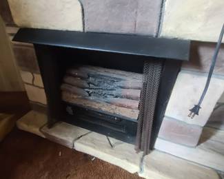 Electric Fireplace w/ faux stones &wood mantel