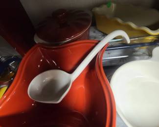 Serving dish