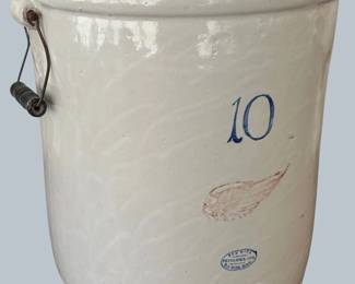 10 gallon crock by Red Wing Union Stoneware Co.