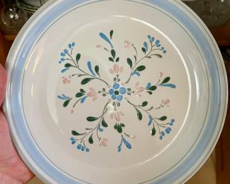 Collection of Fascino Stoneware