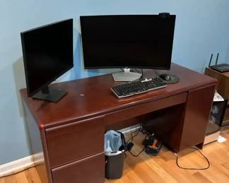 Sauder Cornerstone Executive Desk