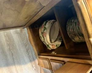 China sets.