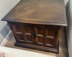 Vintage Ethan Allen Classic Manor Square Storage end table (1of2)