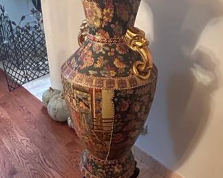 Large Royal Satsuma Porcelain Vase with Dragon Handles