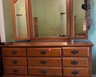 Dresser with mirror 