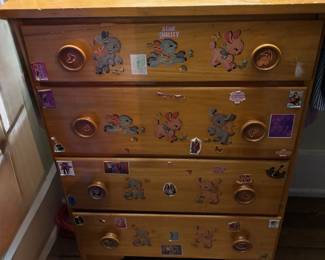 Dresser