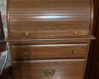 Roll top desk