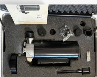 Questar QM-1 DR1 Quartz Long Distance Microscope (QTZ) β Complete w/ Original Case, Two Keys, Manual & Accessories β Tested & Operational