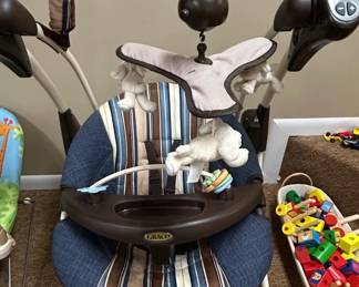 Graco Sweet Snuggle Baby Swing