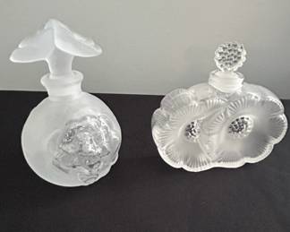 Lalique Deux Fleurs Frosted Glass Perfume Bottle