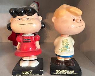 Peanuts Comic Strip Lucy and Schroeder Bobblehead Figurines