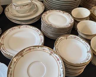 Theodore Haviland Limoges France China Set in Schleiger Pattern