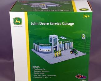 Lionel John Deere Service Garage Plug-Expand-Play Accessory, In Original Box