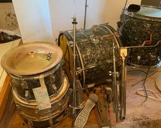 Rogers Black Pearl 1963 Drum Kit And Drum Hardware