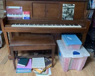 006 Player Piano With Music Rolls