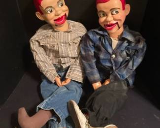 001 Couple Of Dummies