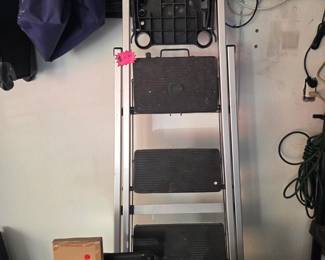 Step ladder